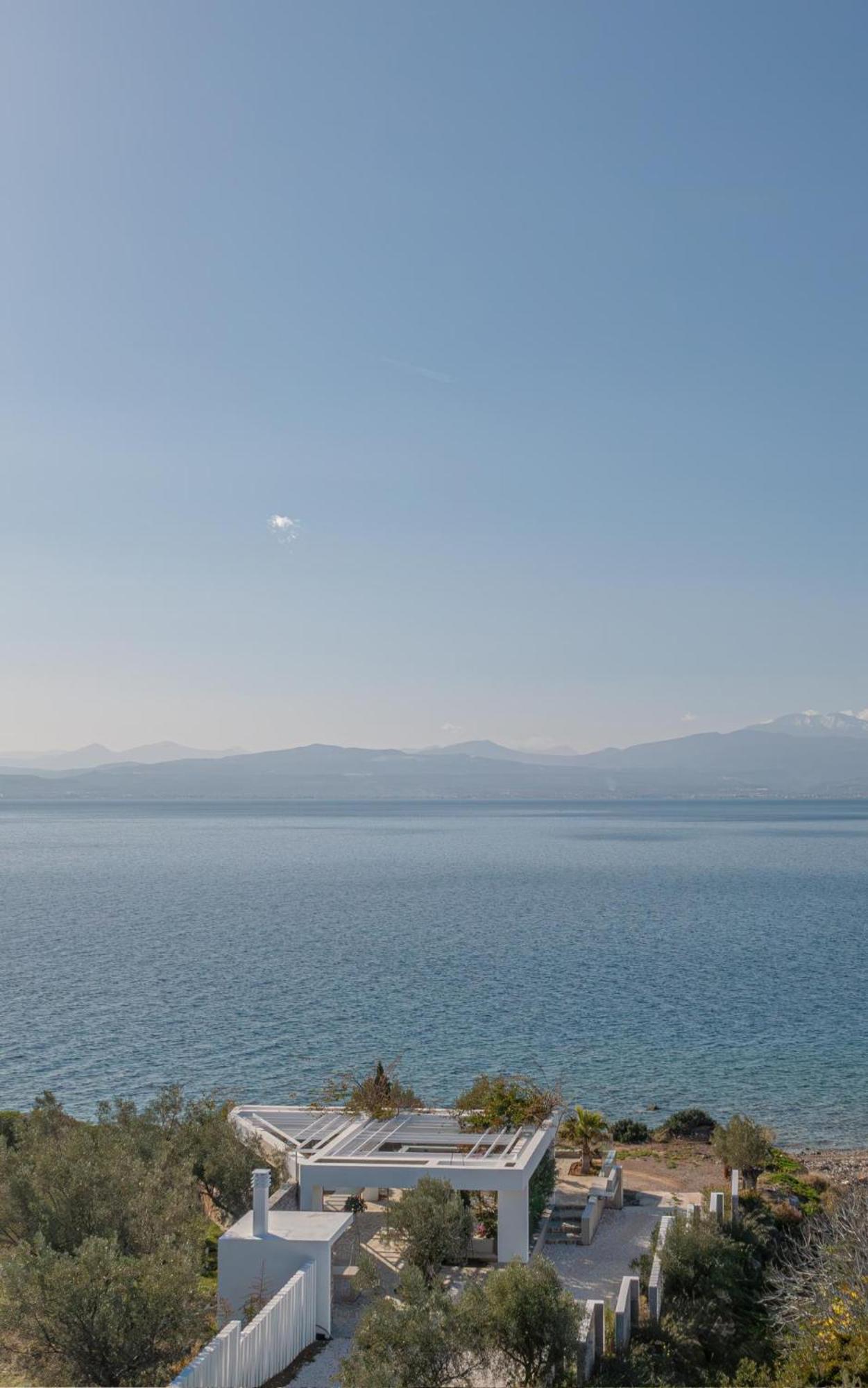 Elia Cove Luxury Ii *